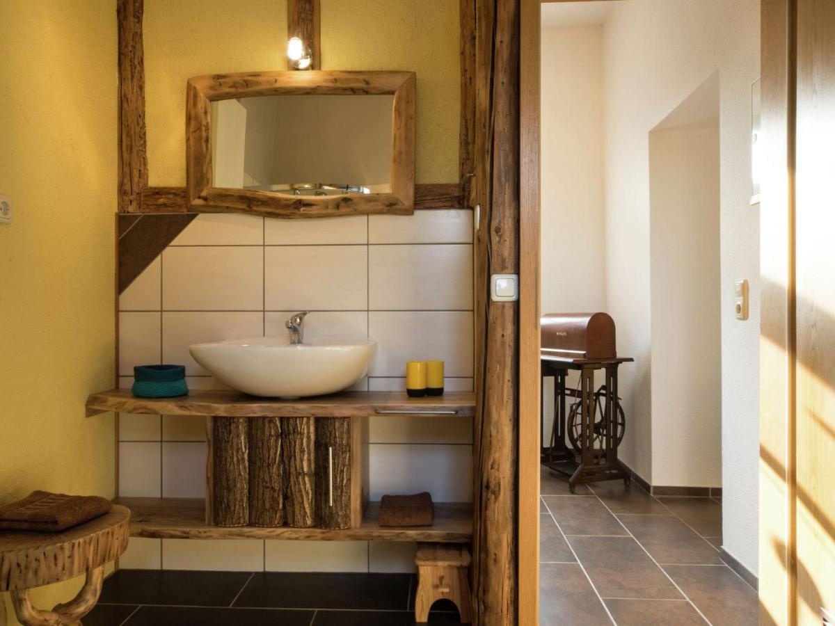 Spacious Apartment With Terrace Zur Forelle Ballenstedt Exteriör bild