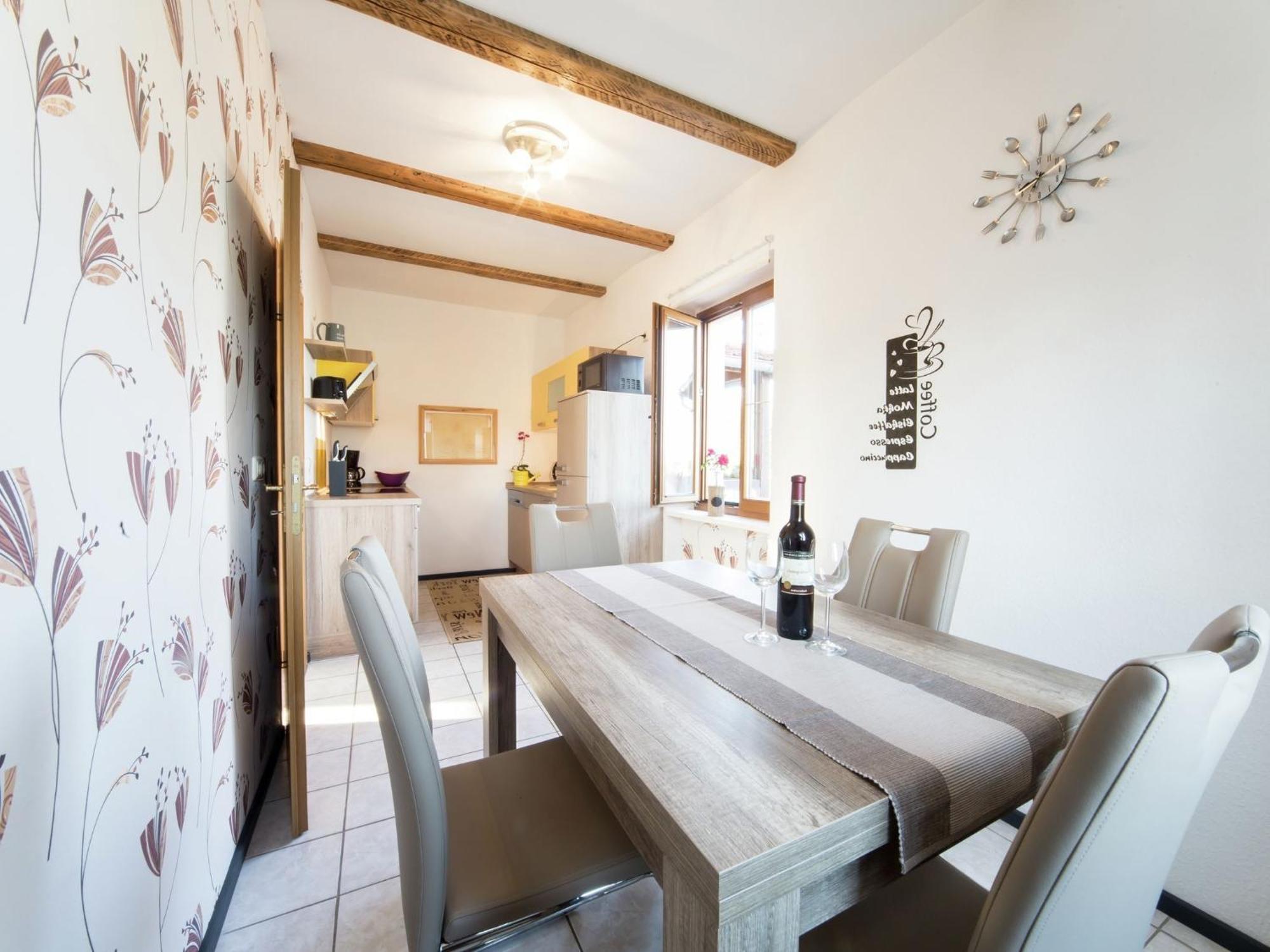Spacious Apartment With Terrace Zur Forelle Ballenstedt Exteriör bild