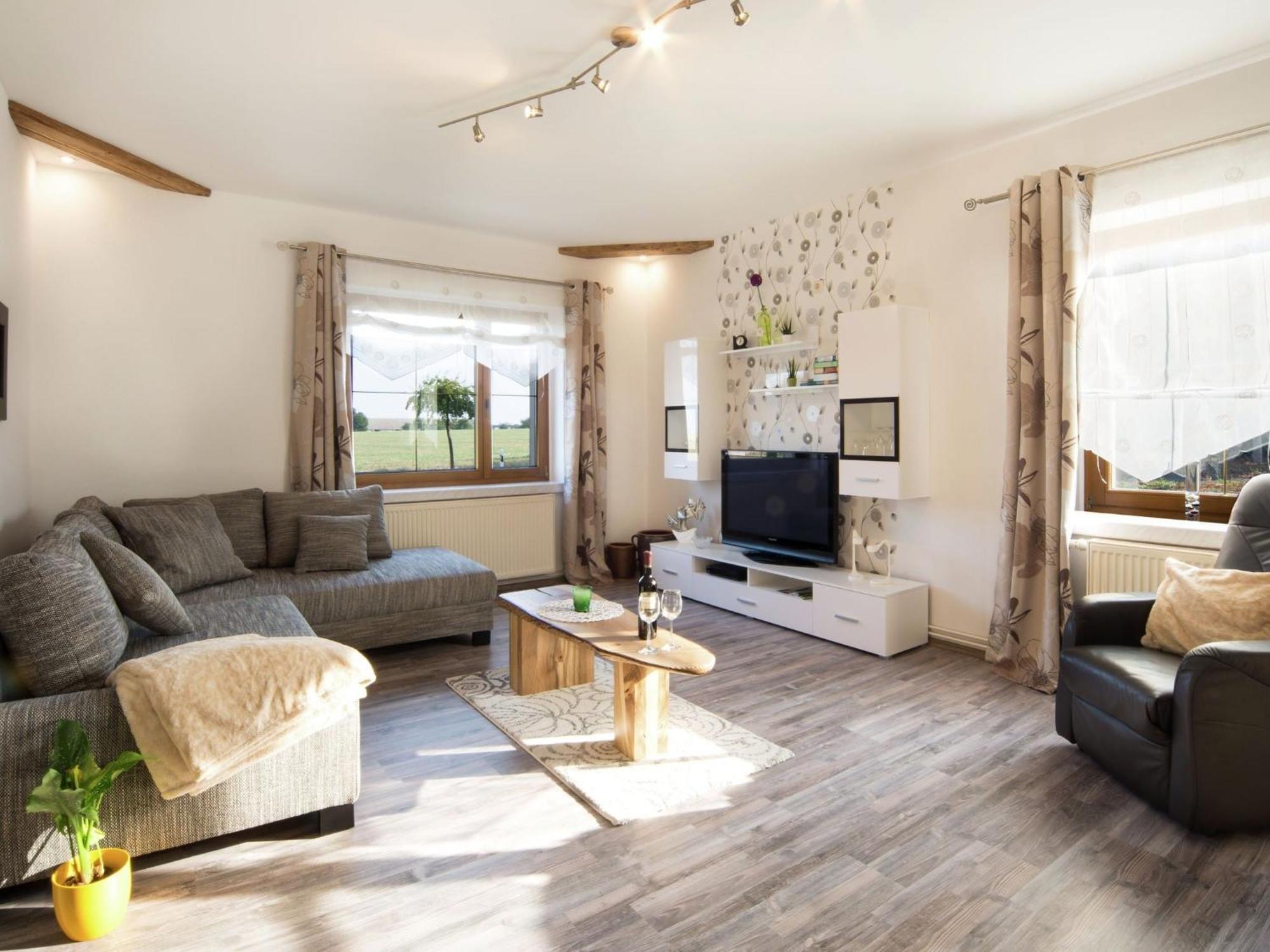 Spacious Apartment With Terrace Zur Forelle Ballenstedt Exteriör bild